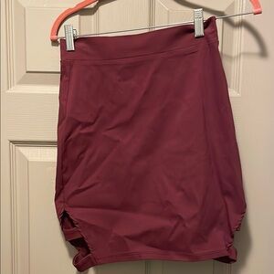 Elegant Women's Skirt in Rich Burgundy